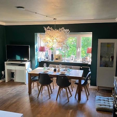 Foerdestyle, Stilvolle Wohnung In Zentraler Lage Kiel Esterno foto